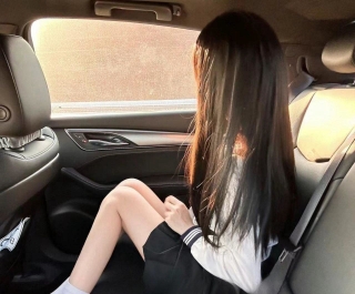 骨感年輕幼齒