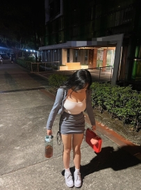 高雄外送茶 初月 157/D/22y/46  嬌小大奶 年輕可愛